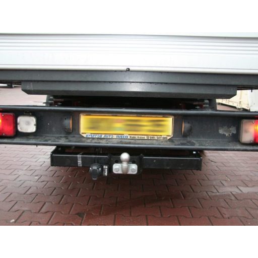 Vonóhorog AutoHak, R13 IVECO DAILY