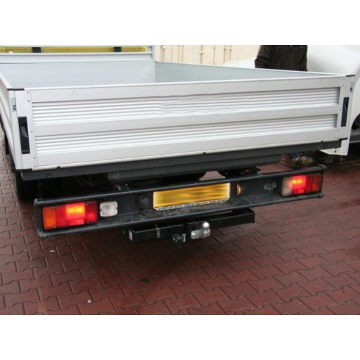 Vonóhorog AutoHak, R13 IVECO DAILY